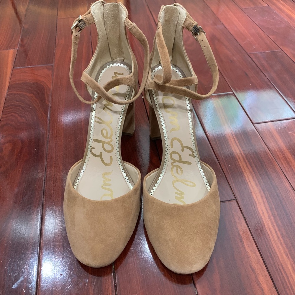 Sam Edelman tan taupe round toe heels 11
